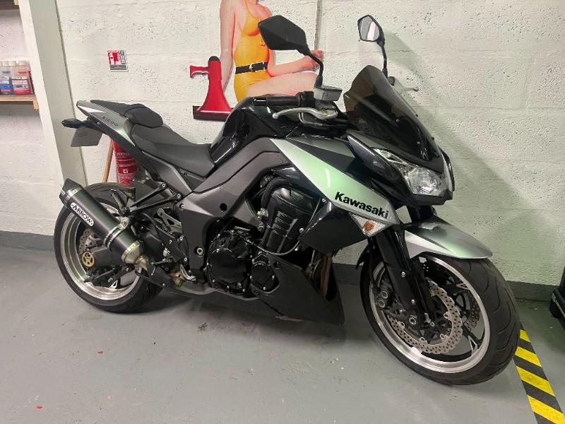 KAWASAKI Z 1000 2010 KAWASAKI Z 1000 2010
